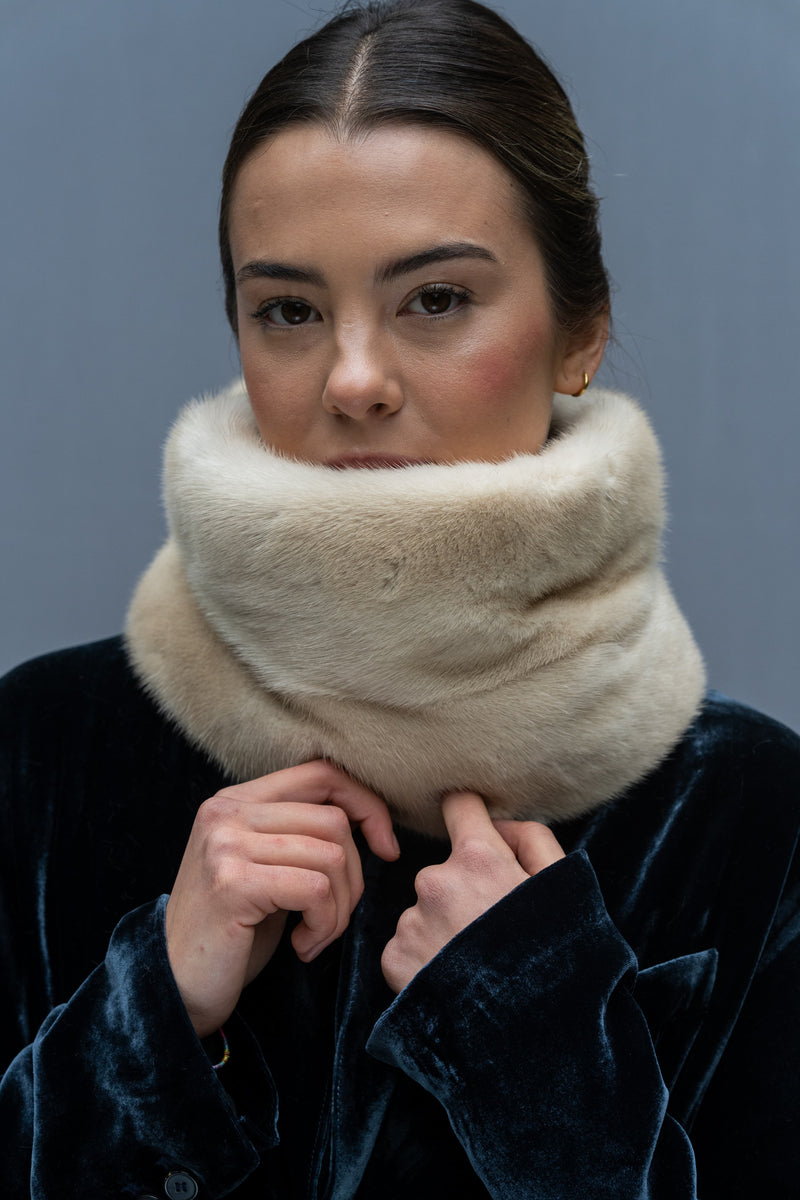 Cuello de visón Crudo doble