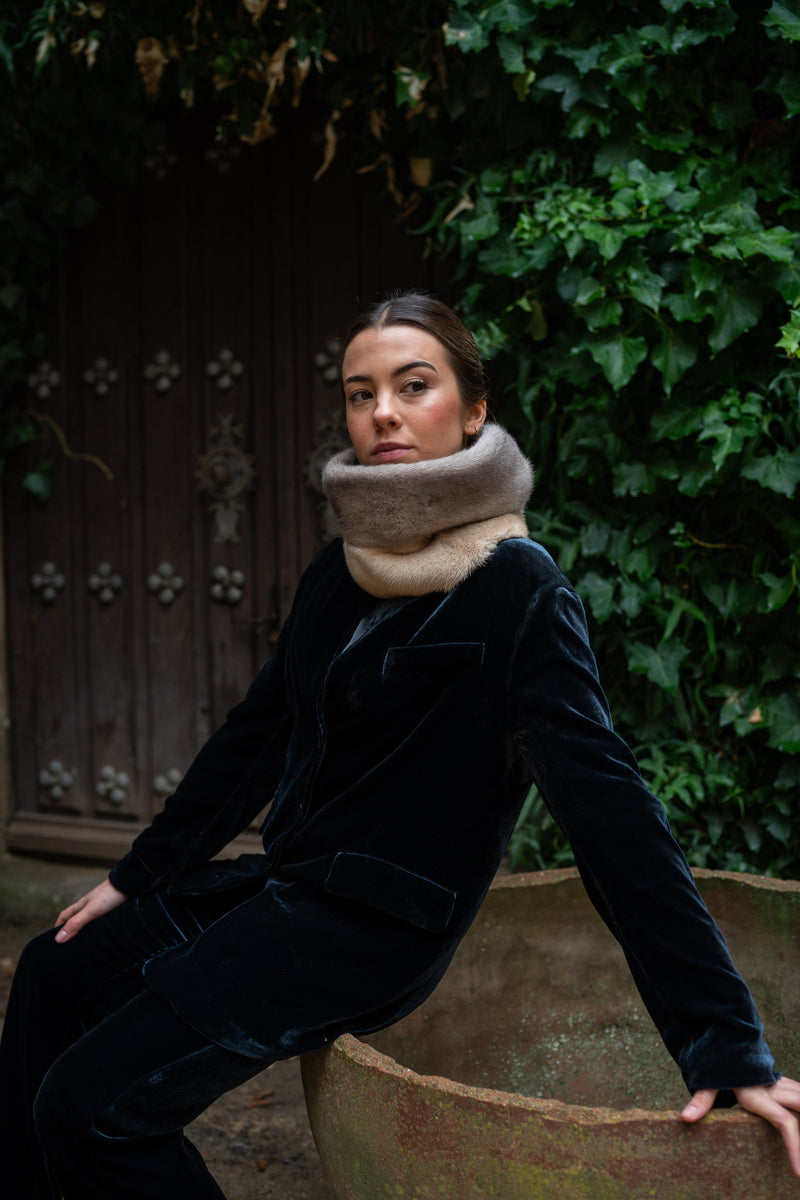 Cuello de visón Gris y Crudo