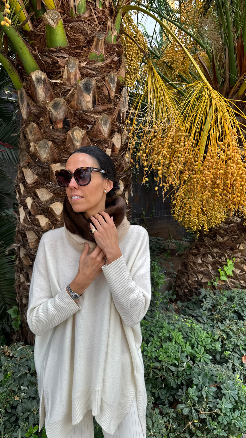 Cuello de visón Crudo y Chocolate