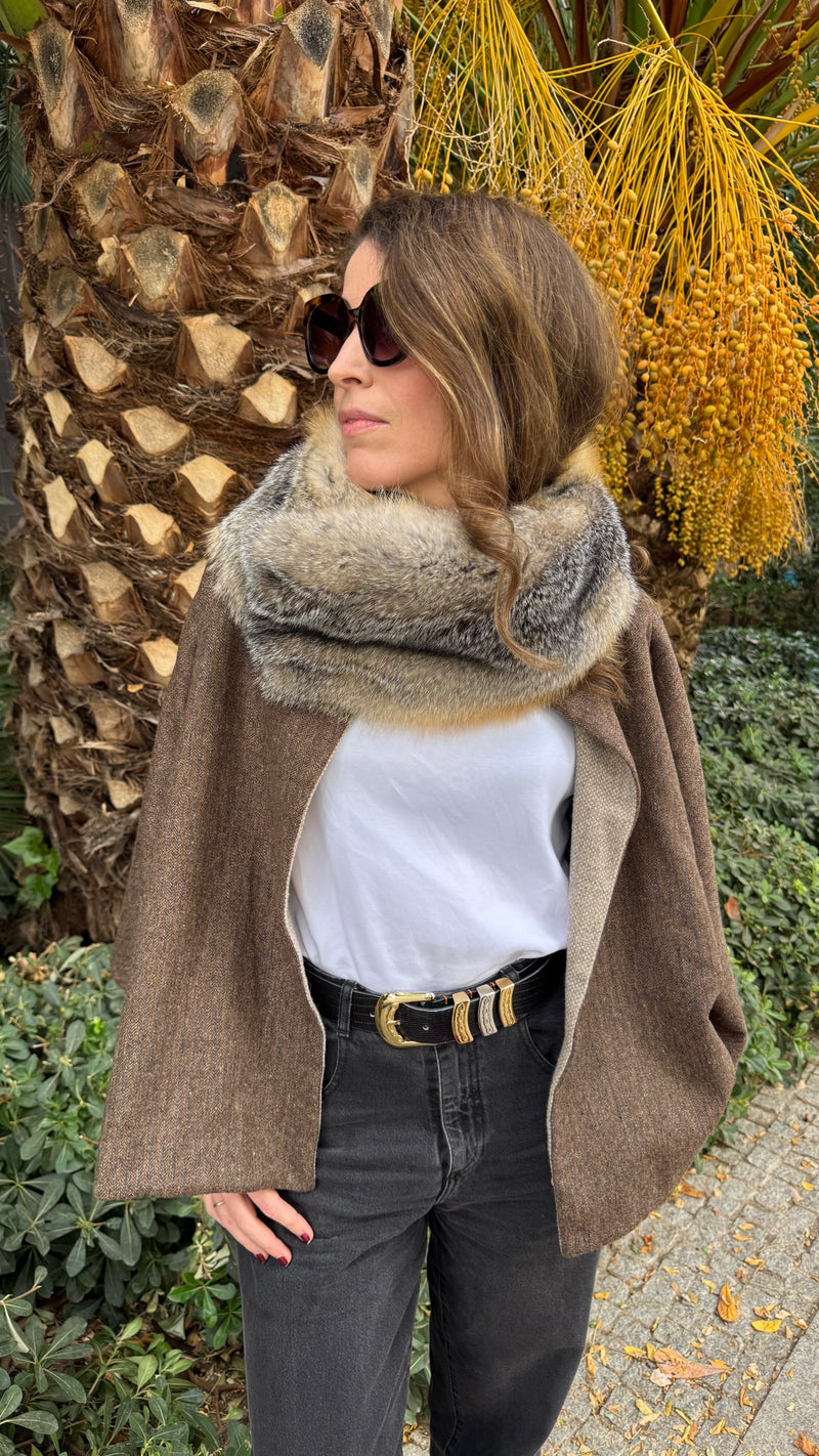 Cuello de zorro LATTE