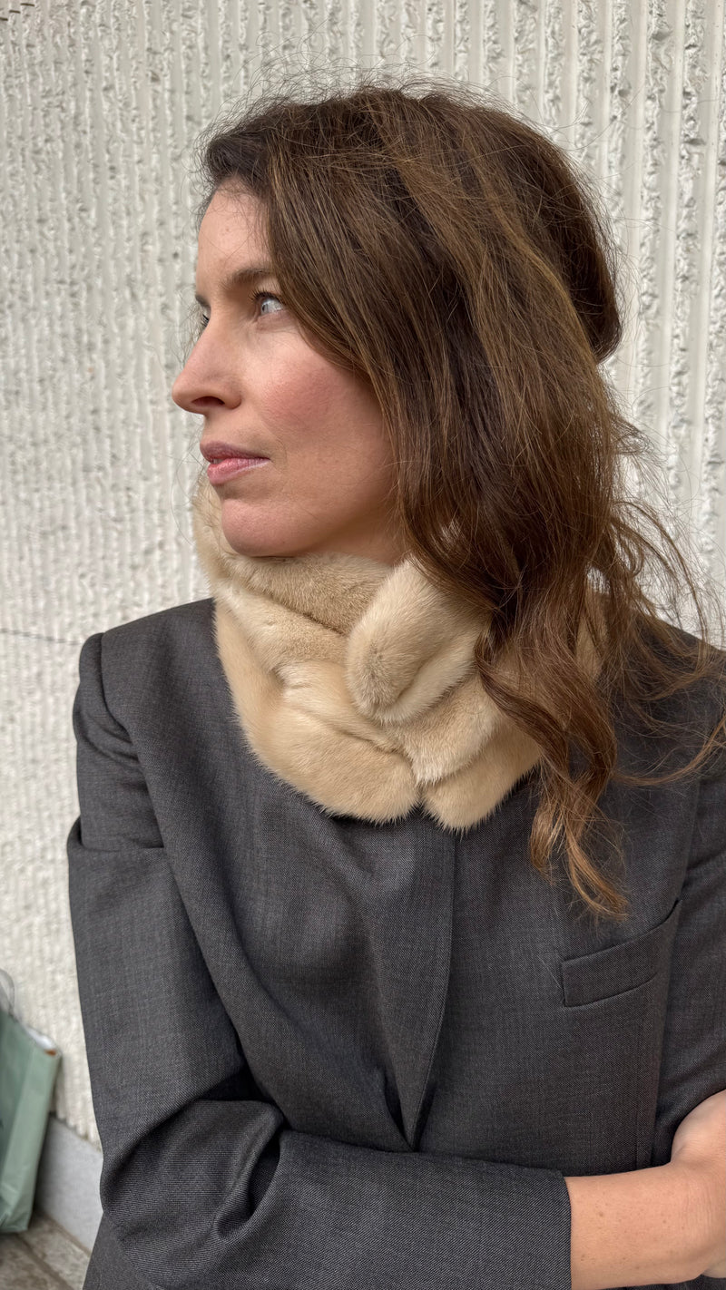 Cuello de visón Crudo doble