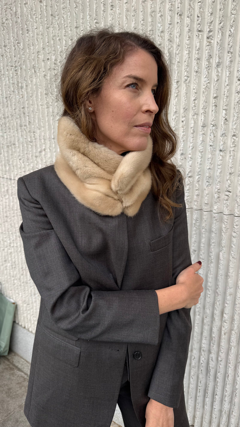 Cuello de visón Crudo doble