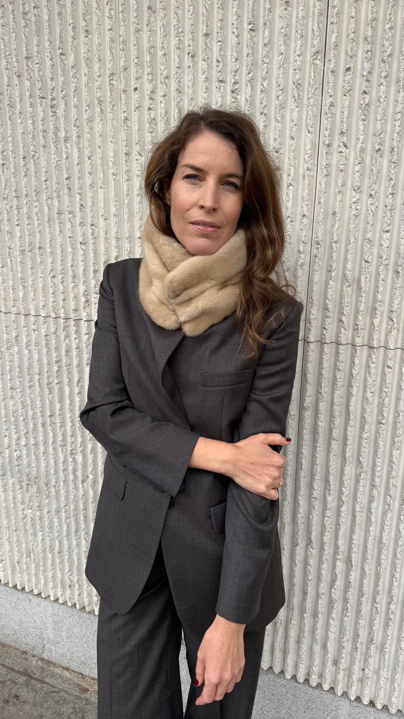 Cuello de visón Crudo doble