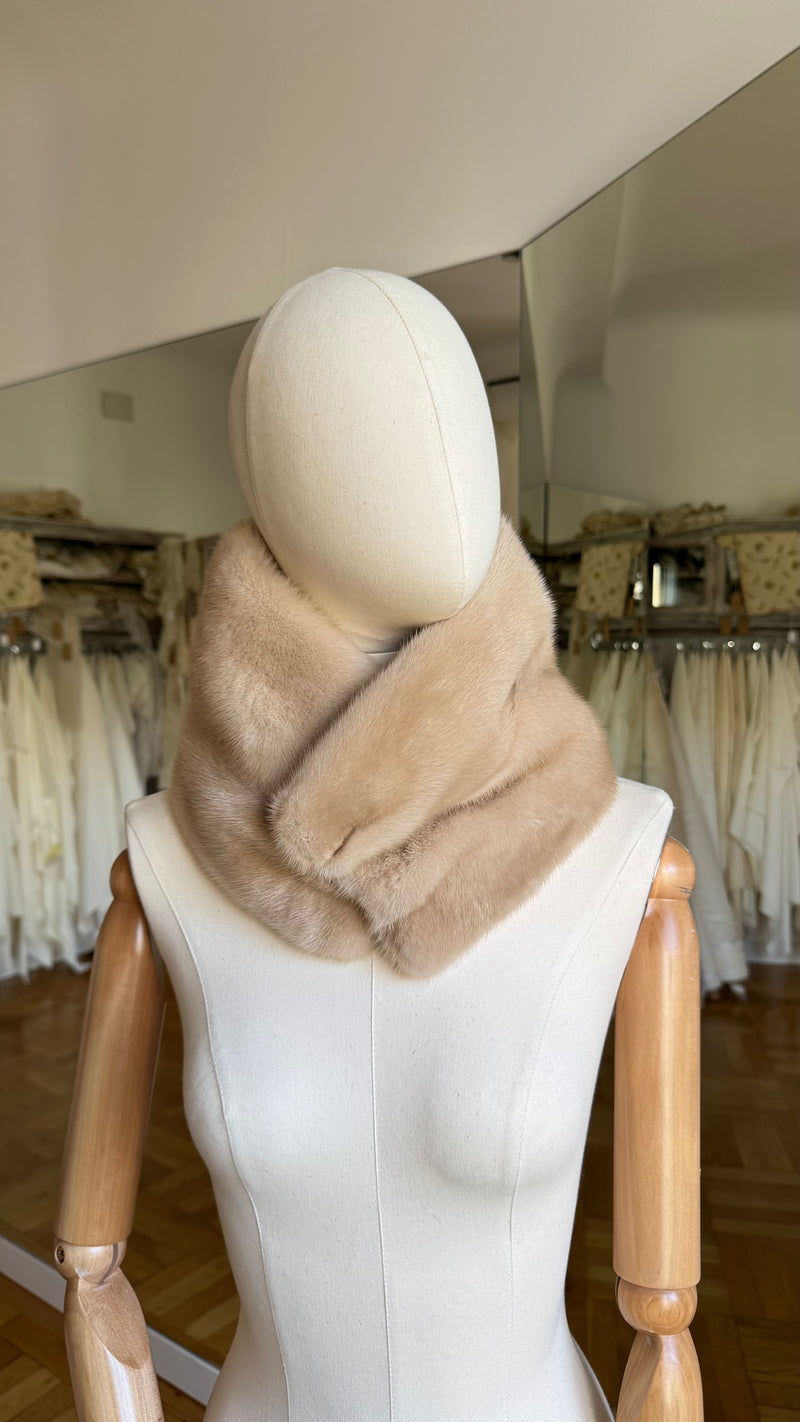 Cuello de visón Crudo doble