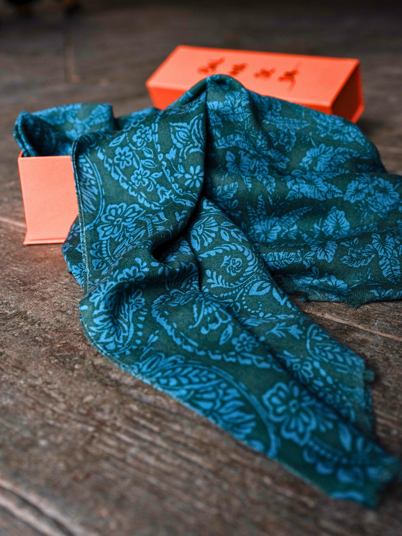 Foulard XL de cashmere y seda motivos florales