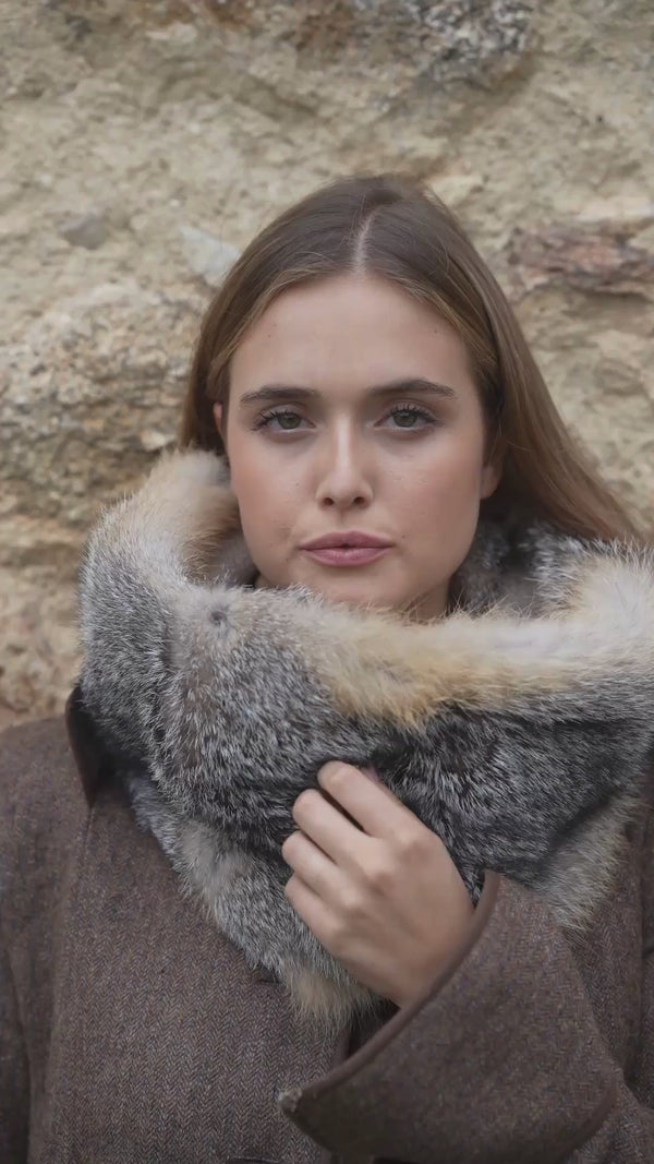 Cuello de zorro LATTE