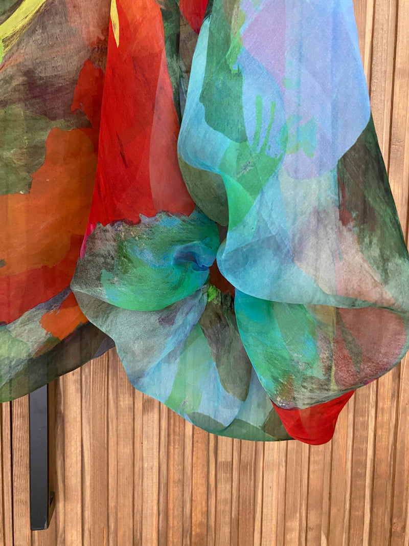 Chaqueta de organza de seda estampado de colores intensos